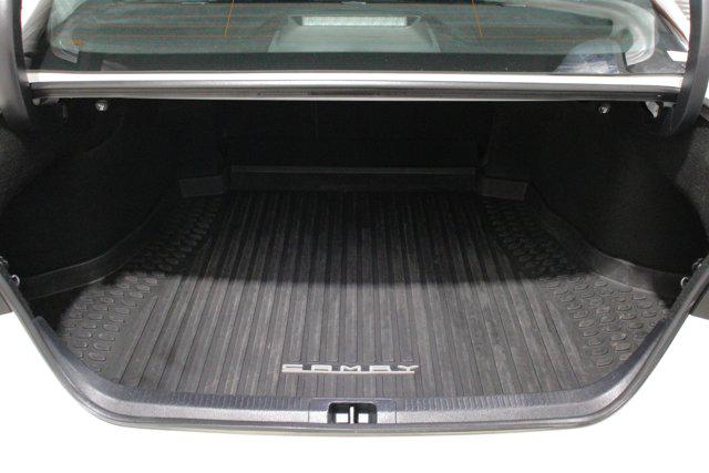 2022 Toyota Camry XLE Hybrid