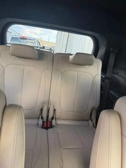 2023 Jeep Grand Cherokee L Limited 4x2