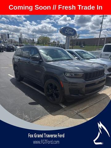 2021 Jeep Grand Cherokee Altitude 4x4 for sale in Traverse City, MI