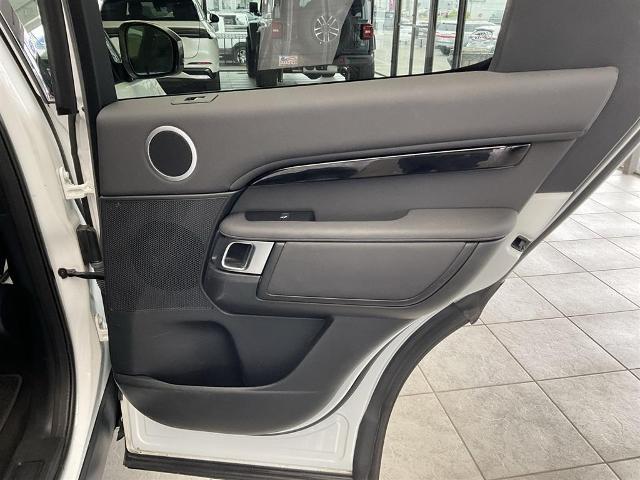 2020 Land Rover Discovery SE