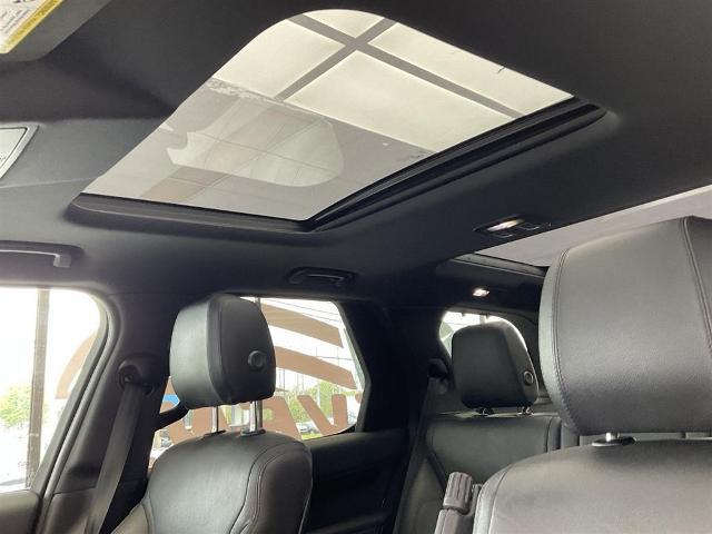 2020 Land Rover Discovery SE