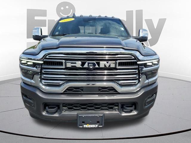 2025 Ram 3500 Laramie Crew Cab 4x4 8' Box