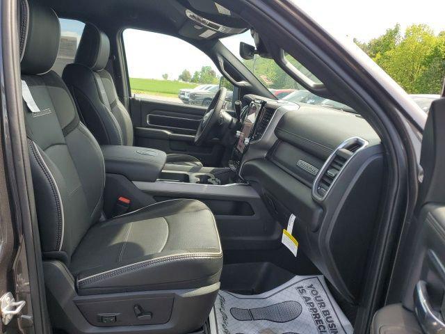 2025 Ram 3500 Laramie Crew Cab 4x4 8' Box