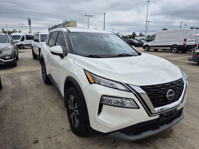 2022 Nissan Rogue SV FWD