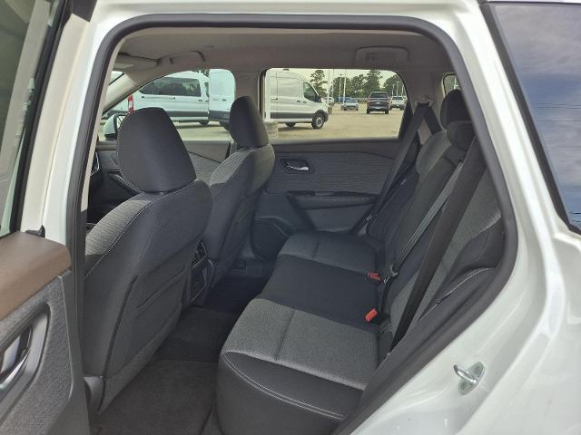 2022 Nissan Rogue SV FWD