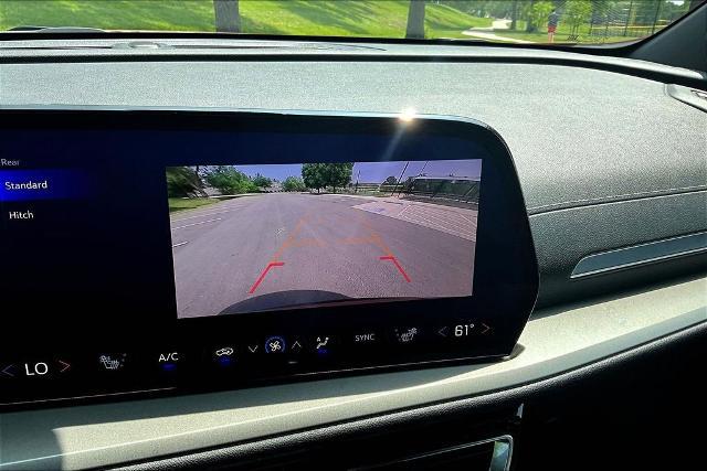 2025 Chevrolet Traverse FWD LT