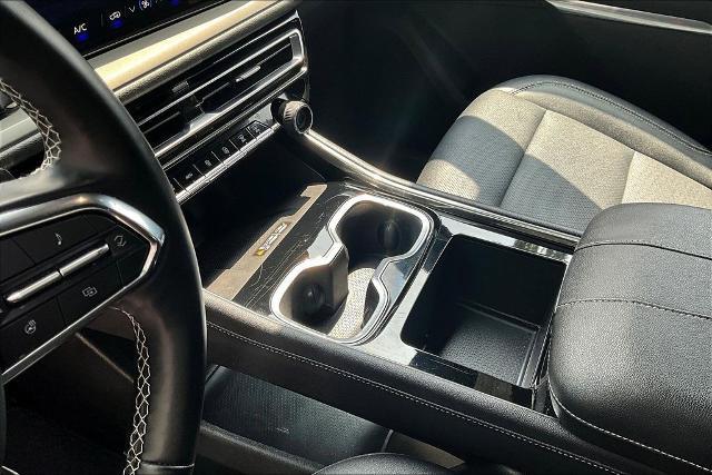 2025 Chevrolet Traverse FWD LT