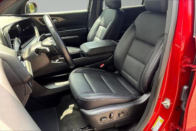 2025 Chevrolet Traverse FWD LT