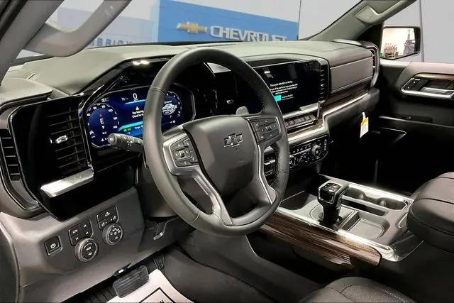 2026 Chevrolet Silverado 1500 4WD Crew Cab Short Bed RST