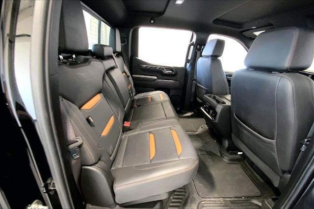 2024 GMC Sierra 1500 4WD Crew Cab Standard Box AT4