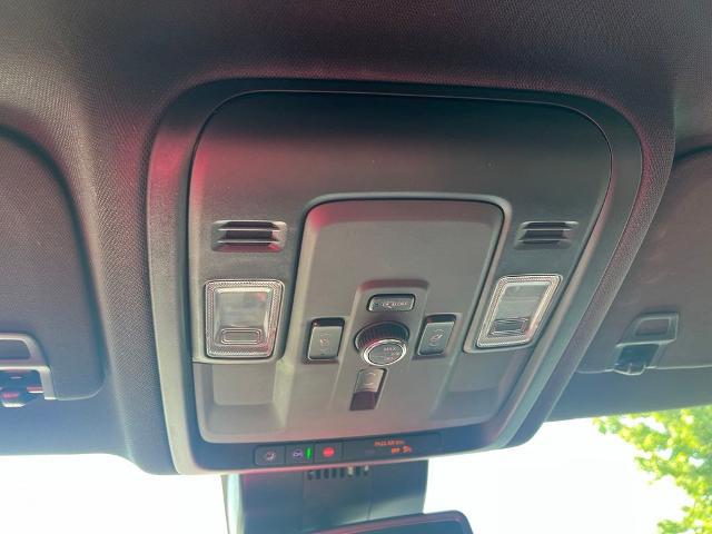 2025 GMC Yukon XL 4WD Elevation