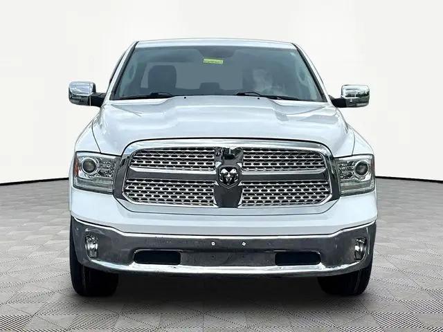 2017 Ram 1500 Laramie Crew Cab 4x4 5'7" Box