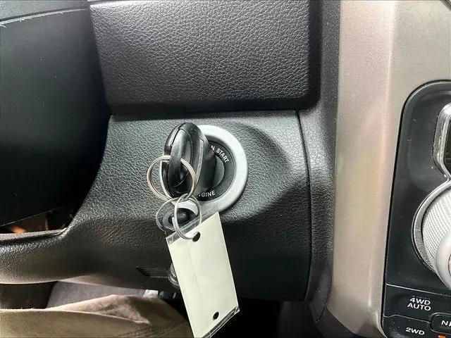 2017 Ram 1500 Laramie Crew Cab 4x4 5'7" Box