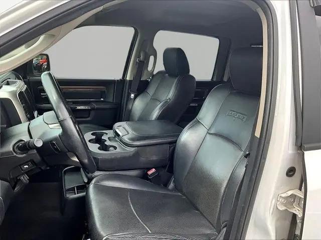 2017 Ram 1500 Laramie Crew Cab 4x4 5'7" Box