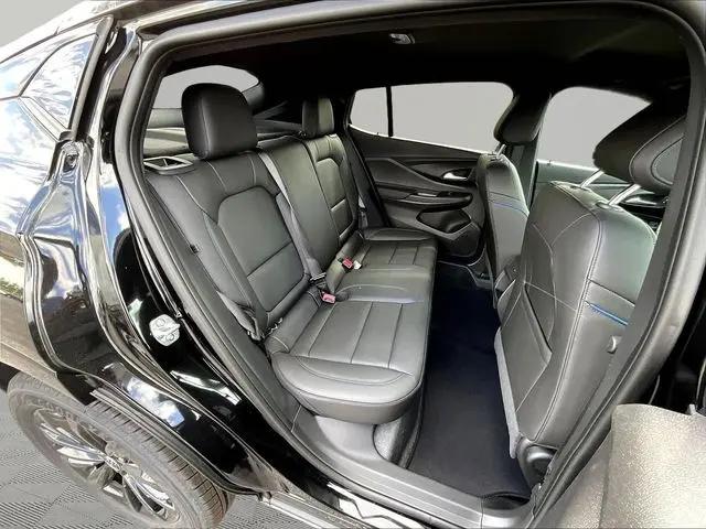 2026 Buick NV Sport Touring FWD