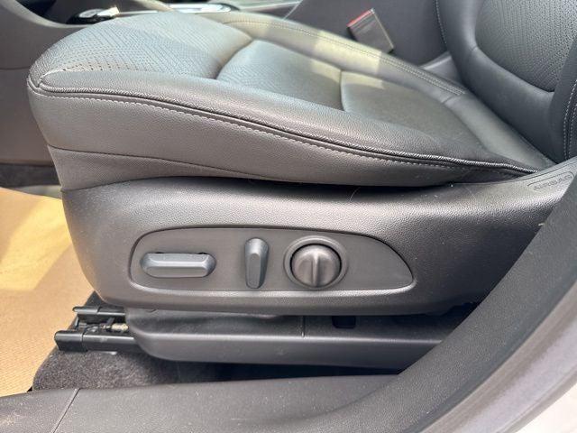 2023 Buick Encore GX Essence AWD