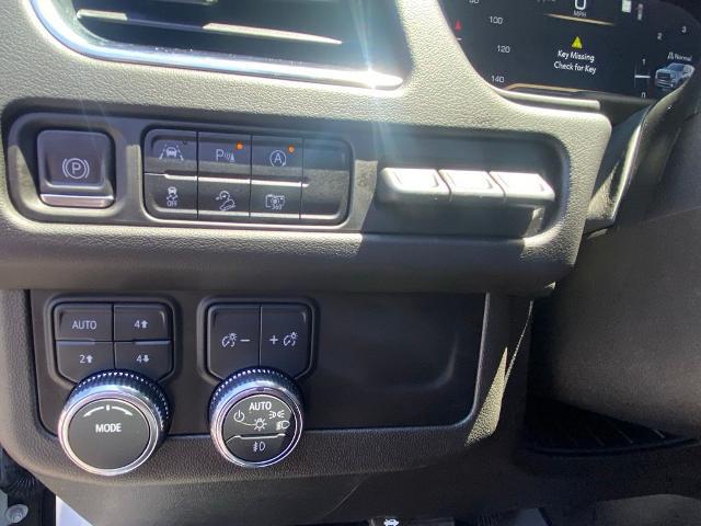 2023 GMC Yukon 4WD AT4