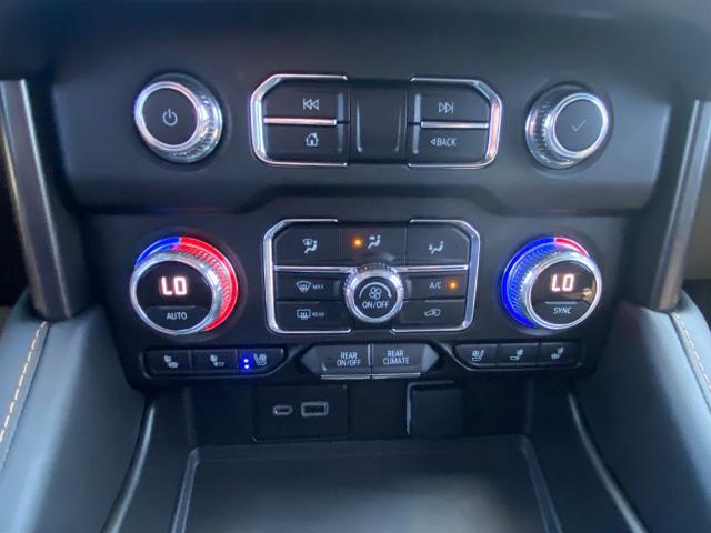 2023 GMC Yukon 4WD AT4