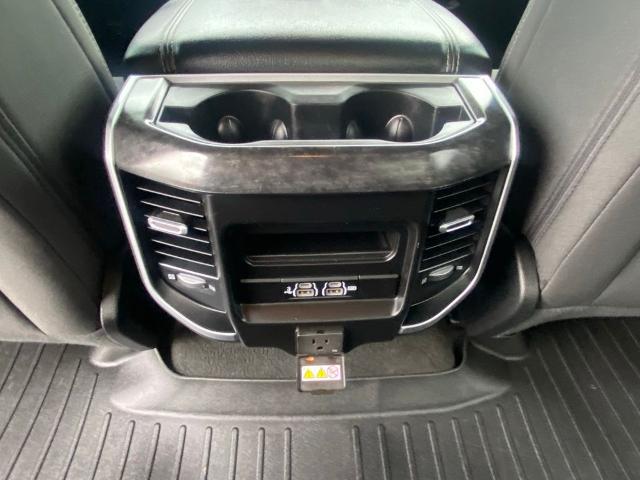 2020 Ram 1500 Big Horn Crew Cab 4x4 5'7" Box