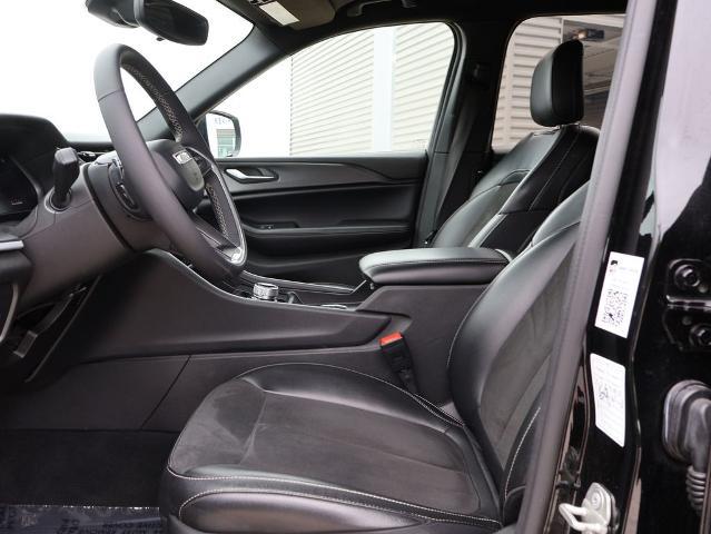 2024 Jeep Grand Cherokee L Altitude 4x4