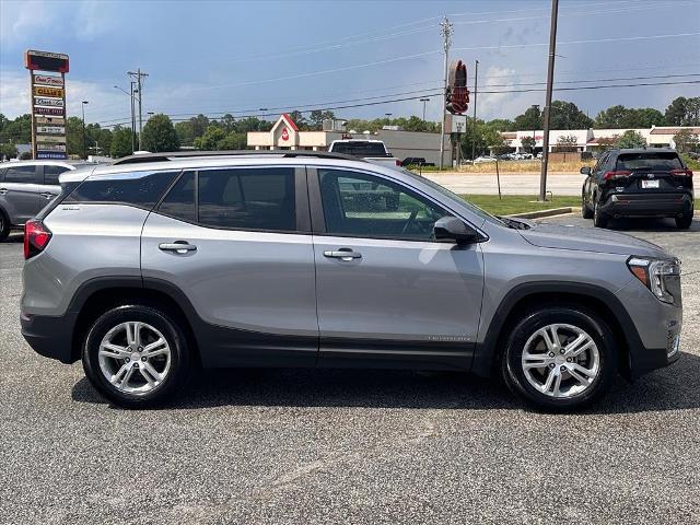 2024 GMC Terrain FWD SLE