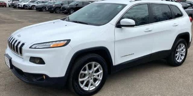 2017 Jeep Cherokee Latitude 4x4 for sale in Medford, OR