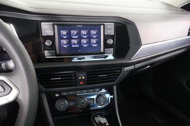 2022 Volkswagen Jetta 1.5T SE
