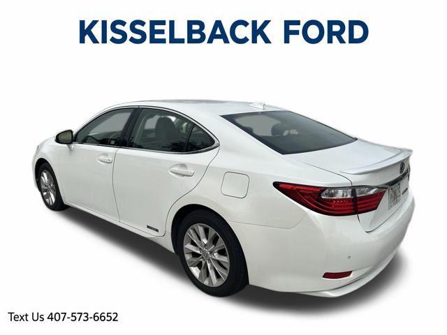 2015 Lexus ES 300h Base