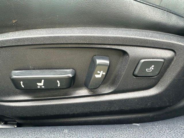 2015 Lexus ES 300h Base