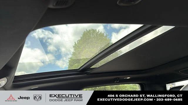 2022 Ram 1500 Laramie Crew Cab 4x4 5'7" Box