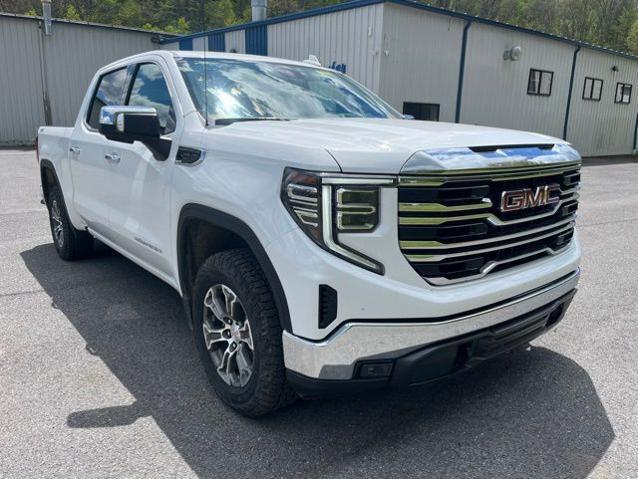 2025 GMC Sierra 1500 4WD Crew Cab Short Box SLT