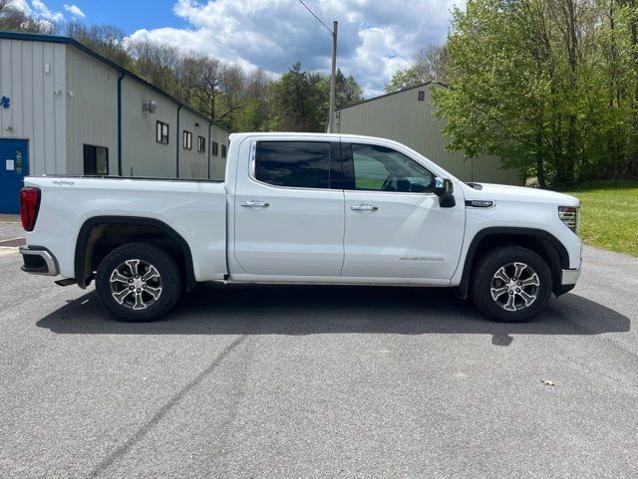 2025 GMC Sierra 1500 4WD Crew Cab Short Box SLT