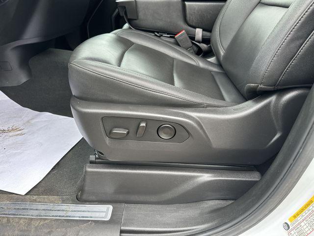 2025 GMC Sierra 1500 4WD Crew Cab Short Box SLT