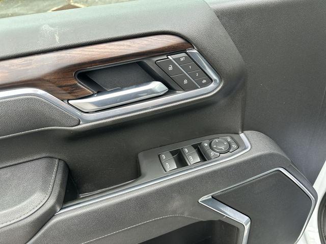 2025 GMC Sierra 1500 4WD Crew Cab Short Box SLT