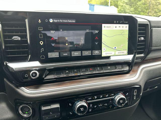 2025 GMC Sierra 1500 4WD Crew Cab Short Box SLT