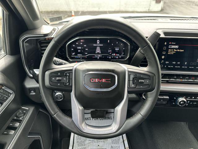2025 GMC Sierra 1500 4WD Crew Cab Short Box SLT
