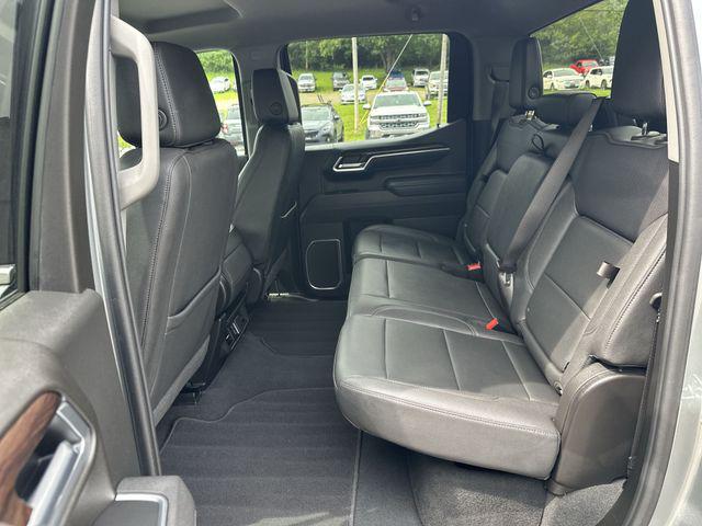 2025 GMC Sierra 1500 4WD Crew Cab Short Box SLT