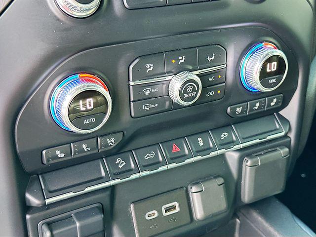 2021 GMC Sierra 1500 4WD Crew Cab Short Box AT4