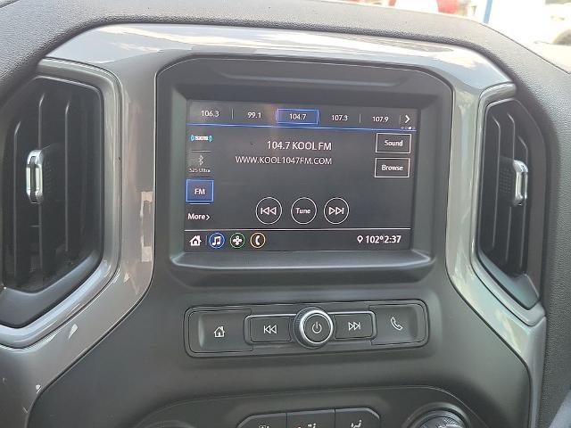 2021 Chevrolet Silverado 1500 2WD Crew Cab Short Bed Custom