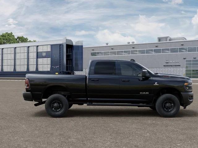 New 2026 Diamond Black Crystal Pearl-Coat Exterior Paint RAM Warlock image 21
