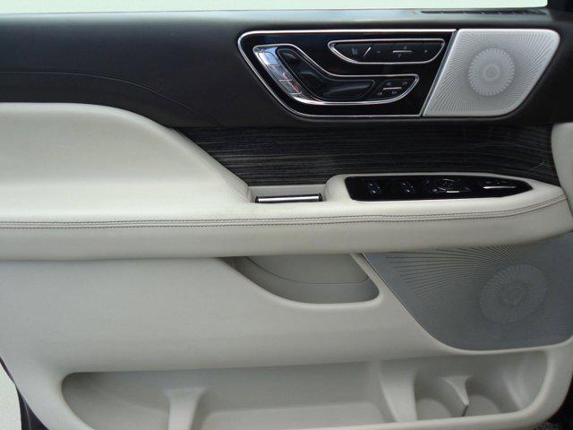 2019 Lincoln Navigator L Black Label
