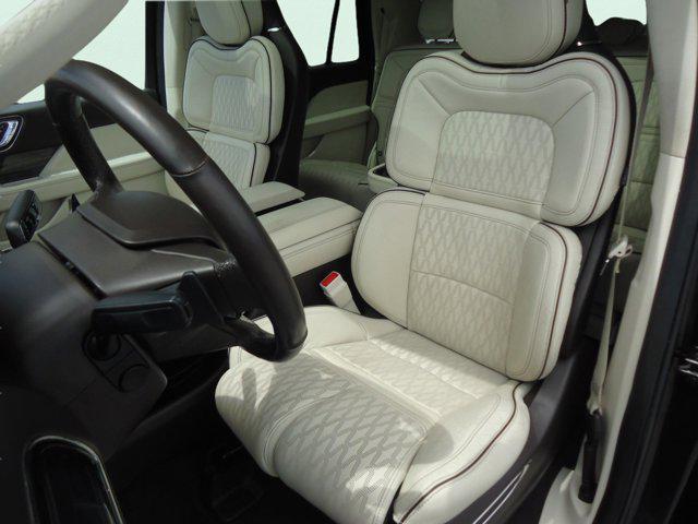 2019 Lincoln Navigator L Black Label