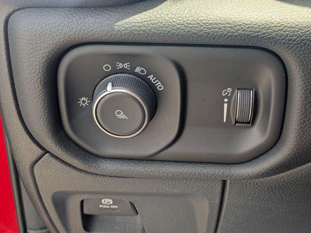 2024 Ram 1500 Laramie Crew Cab 4x2 5'7" Box