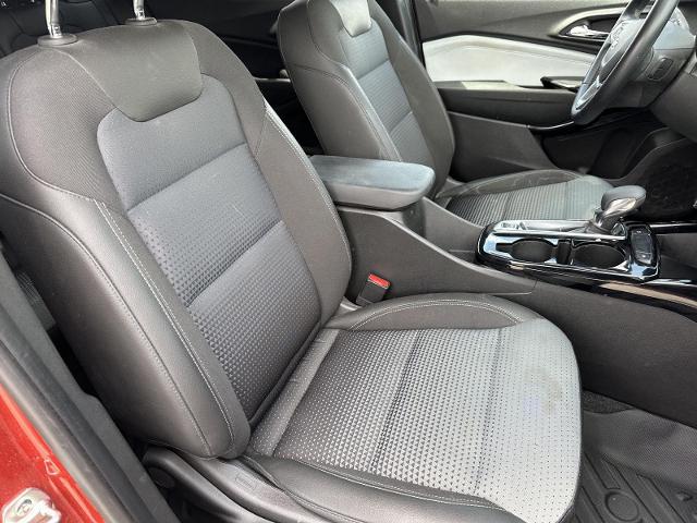 2024 Chevrolet Trax FWD LT