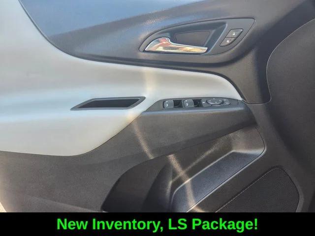 2023 Chevrolet Equinox FWD LS