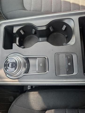 2022 Ford Edge SE