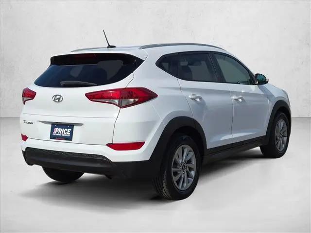 2016 Hyundai Tucson SE