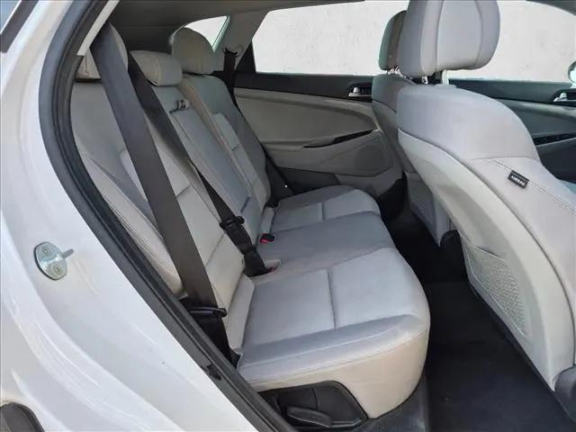 2016 Hyundai Tucson SE