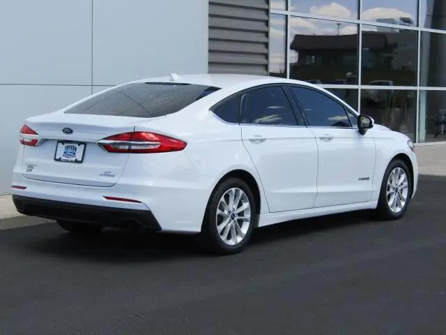 2019 Ford Fusion Hybrid SE