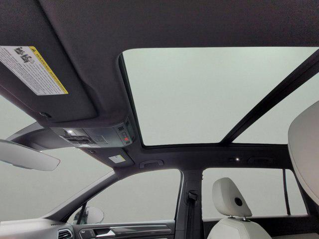 2019 Volkswagen Tiguan 2.0T SEL Premium R-Line